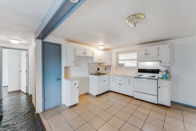 3760 Lynward Rd, Columbus, OH 43228 - photo 7