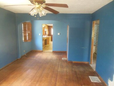 1616 N Euclid Ave, Indianapolis, IN 46218 - photo 4