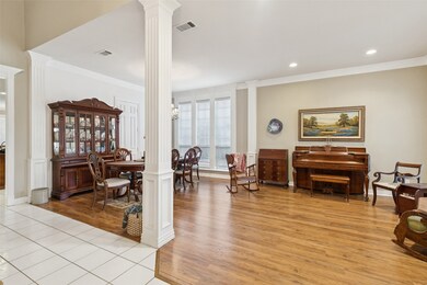 1625 Oak Creek Dr, Hurst, TX 76054 - photo 5