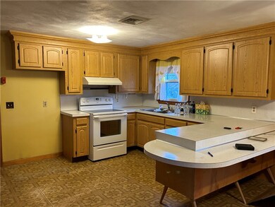 18 Carolyn St, Coventry, RI 02816 - photo 5