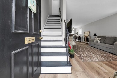 3-web-or-mls-4762-merrifield-pl
