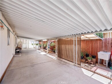 16327 Wimbleton Dr, Victorville, CA 92395 - photo 4