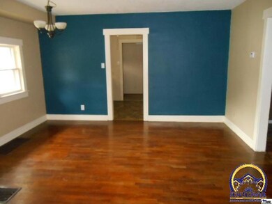 731 SW Randolph Ave, Topeka, KS 66606 - photo 3