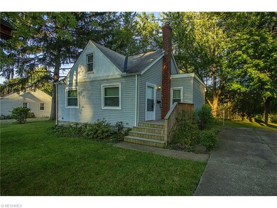 829 Sheffield Rd, Sheffield Lake, OH 44054 - photo 2