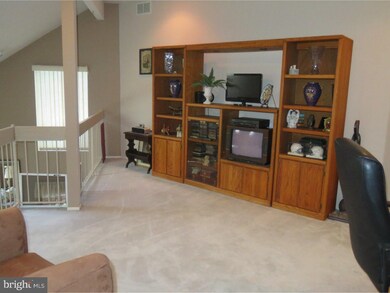 10 Meadow Ct, Monmouth Junction, NJ 08852 - photo 5