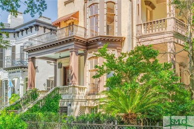 110 W Gaston St, Savannah, GA 31401 - photo 3