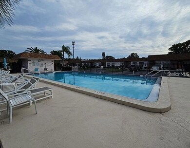 6125 Chesham Dr unit 1, New Port Richey, FL 34653 - photo 3