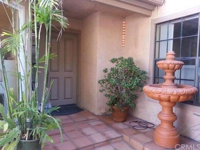Nice entryway, courtyard with Saltillo tiles