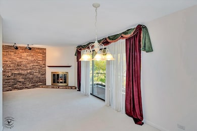 1327 Cass Ln E unit 301, Westmont, IL 60559 - photo 7