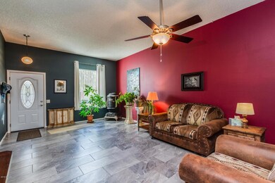 14086 N Newcastle Dr, Sun City, AZ 85351 - photo 3