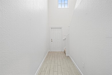 738 Worlington Ln, Fort Pierce, FL 34947 - photo 4