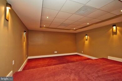 6817 Baron Rd, McLean, VA 22101 - photo 6