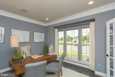 9815 Marsh Gate Ln, Middle River, MD 21220 - photo 5