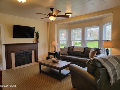 205 E Harford St, Milford, PA 18337 - photo 7