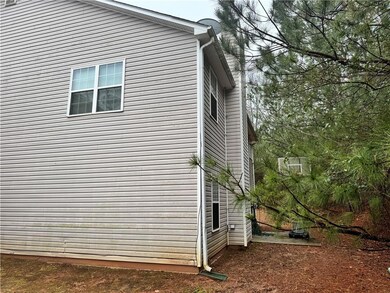 View of home's exterior