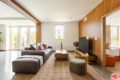 547 N Sweetzer Ave unit 102, West Hollywood, CA 90048 - photo 6