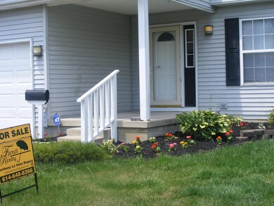 1674 Ward Rd, Columbus, OH 43224 - photo 2