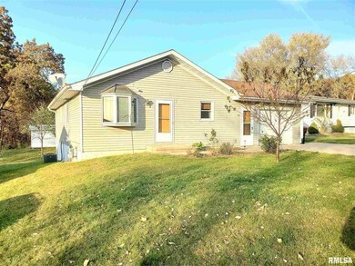 3529 W Sylvan Ln, Peoria, IL 61615 - photo 5