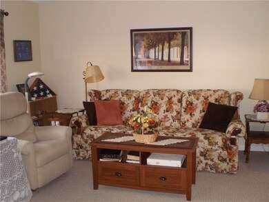 72 Fox Ridge Crescent, Warwick, RI 02886 - photo 6