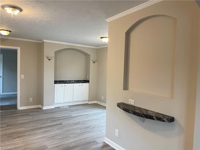 6581 Crestline Rd, Laurinburg, NC 28352 - photo 5