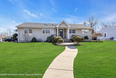 9 Klein St, Oakhurst, NJ 07755 - photo 2