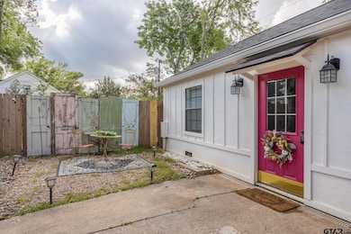 321 W 3rd St, Tyler, TX 75701 - photo 2