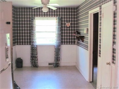 Eating area in kitchen.