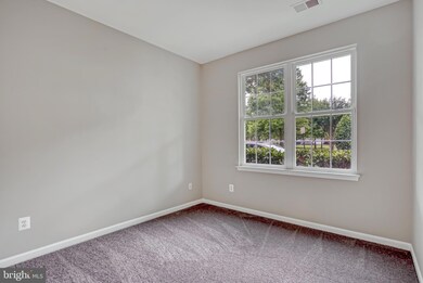 42792 Smallwood Terrace, Chantilly, VA 20152 - photo 5