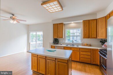 2249 Wheel Cog Place, Woodbridge, VA 22192 - photo 4