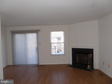 9510 Clocktower Ln, Columbia, MD 21046 - photo 2