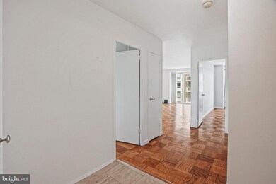 Riverside unit B504, Washington, DC 20024 - photo 5