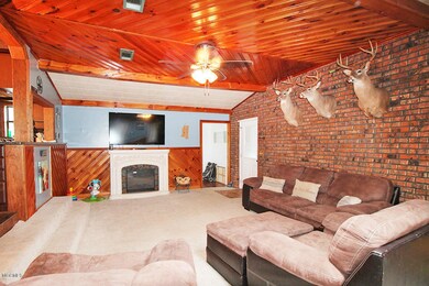 234 Clarence Bonnett Rd, Lucedale, MS 39452 - photo 7