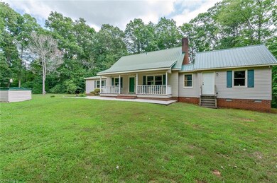 5557 Hunt Rd, Denton, NC 27239 - photo 2