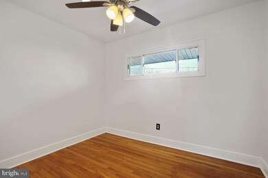 6403 Country Club Ct, Hyattsville, MD 20785 - photo 5