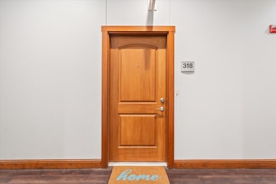 330 Austin Ave unit 318, Waco, TX 76701 - photo 3