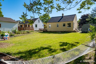 3642 Dunbar St-8