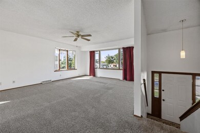 855 S 14th St, Marion, IA 52302 - photo 2