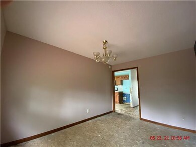 408 Brookwood St, Lansing, KS 66043 - photo 7