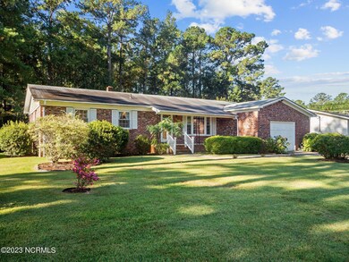 207 Pineview Rd, Jacksonville, NC 28546 - photo 2