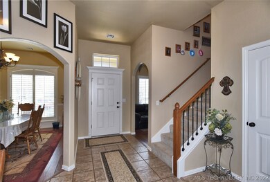 4304 S Narcissus Ave, Broken Arrow, OK 74011 - photo 3