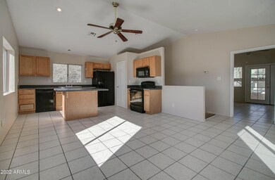 255 N Third St-13
