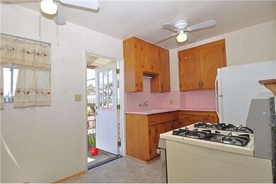 Back House - kitchen
