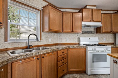 13750 Primrose Ln, Cedar Springs, MI 49319 - photo 5