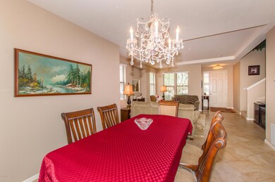 05 Dining Room