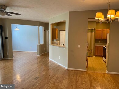 2507 Amber Orchard Ct W unit U103, Odenton, MD 21113 - photo 6