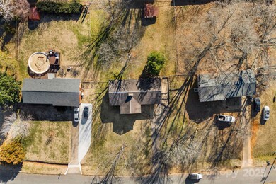 3017 Poplar Cir, Shelby, NC 28152 - photo 3