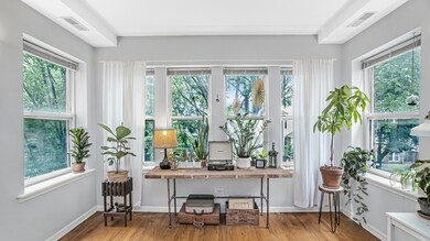 4915 N Hoyne Ave unit 2N, Chicago, IL 60625 - photo 3