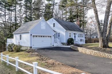 16 Laurel Dr, Medfield, MA 02052 - photo 2