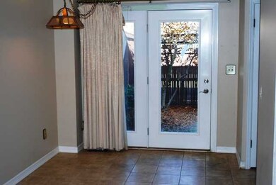 625 Simbury St, Columbus, OH 43228 - photo 4