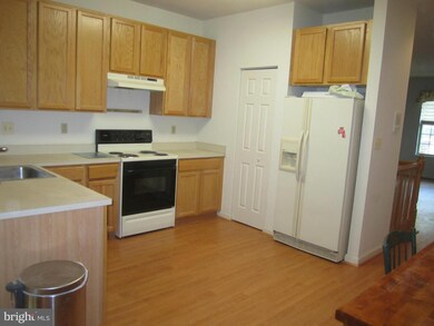 10808 Will Painter Dr, Owings Mills, MD 21117 - photo 7